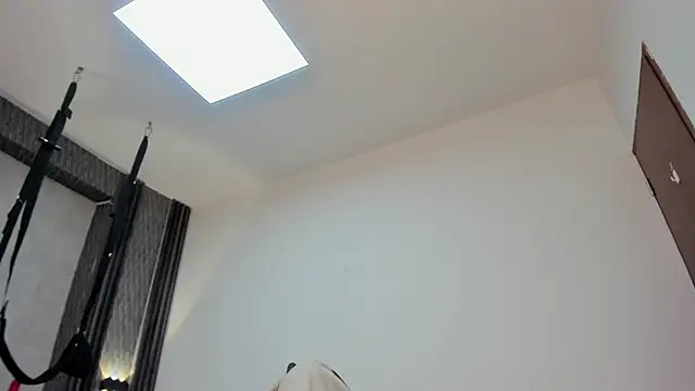 selene_red_n Live XXX chat