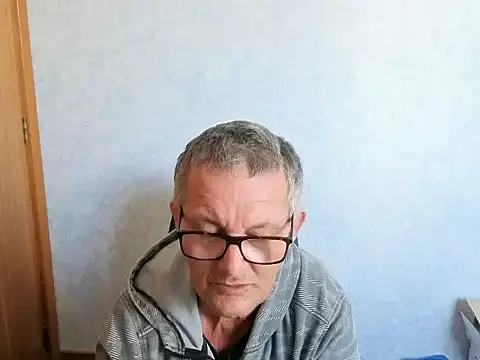 daddy_man: απευθείας συνομιλία ΧΧΧ