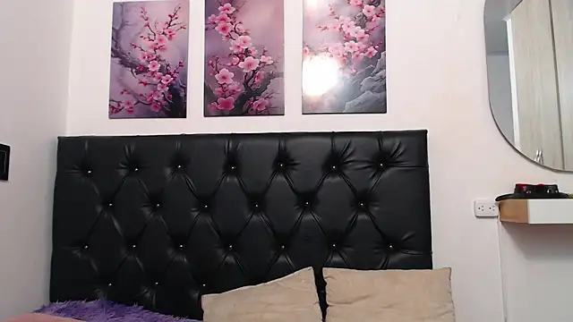 pinky_f00xのライブXXXチャット