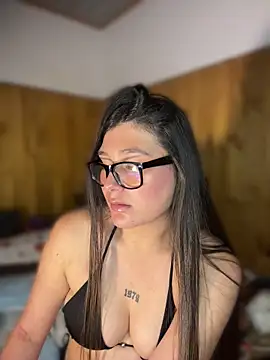 Miss_Dani live XXX chat