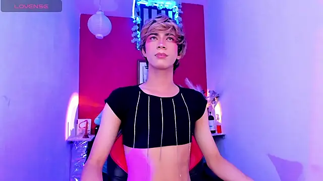 Cooperrosscute233 Adlı Modelin Canlı XXX Sohbeti