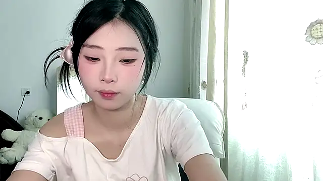 yiyibaby2026 在線直播表演