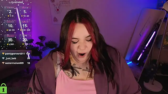 Mia_R0ss Chat XXX in diretta