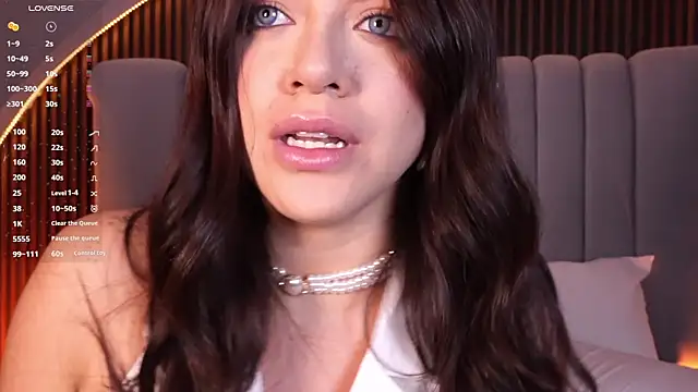 عرض كام emperatriz_reyes