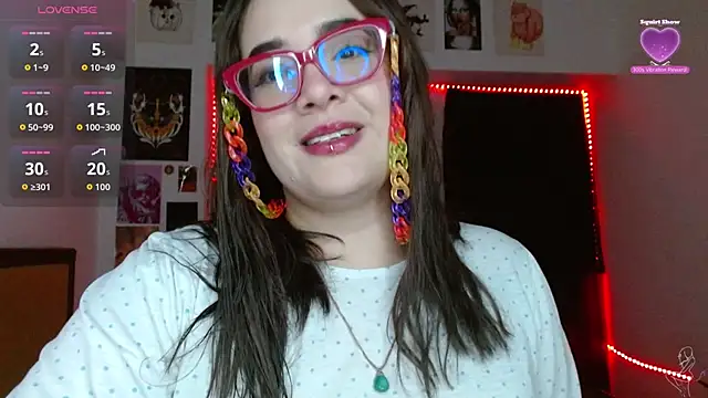 Nova-Satela live XXX chat