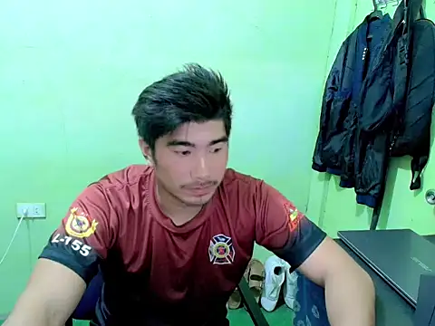 Pertunjukan Kamera Web Hunkfireman