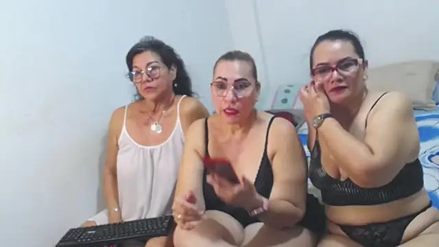 Pokazy przed kamerką – sexycristina_2