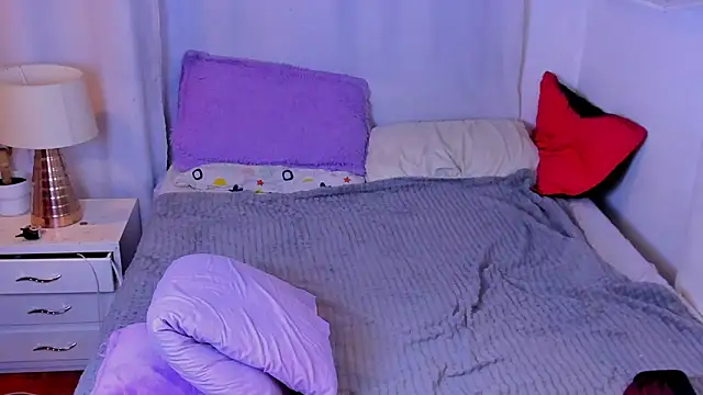 santy-kitty Webcamshow