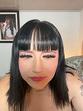 Онлайн чат XXX emily_acorn