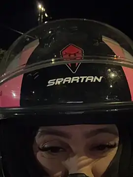 Chat +18 de _kathaLopez_ ao vivo