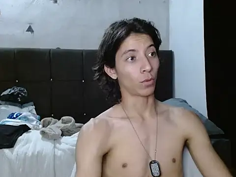 VAZAK – Naživo XXX chat