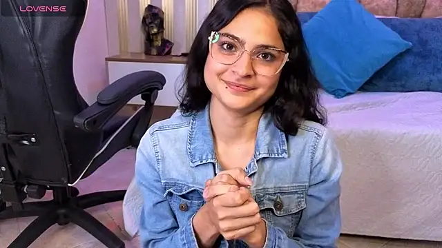 ariel__bennett's Webcam Show