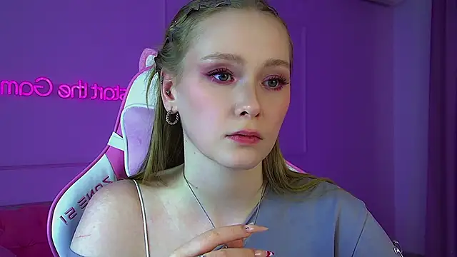 AgataFoxleyのウェブカメラショー