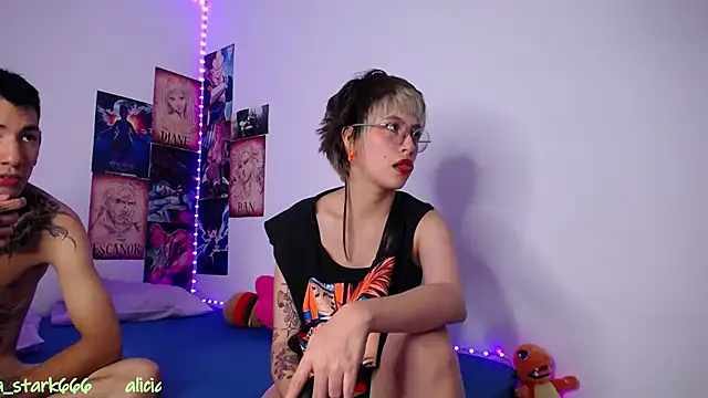 Dark_Side31 Adlı Modelin Canlı XXX Sohbeti