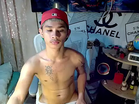 Webkamerová show UrPinoyhot