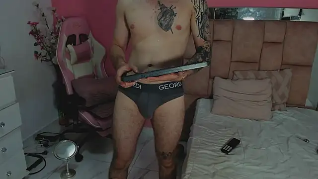 Dylanwhite23_のウェブカメラショー