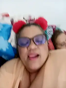 Show webcam de mademooms