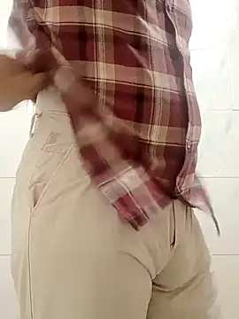 Show modela gujju_arav na web-kameri