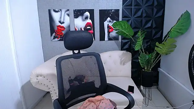 Živý XXX chat Valentinaa_mature