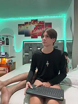 Alex_and_Fabian live XXX chat