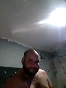 Guanatos13 webcam show