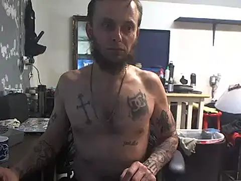 CloudDadddyyy420: διαδικτυακό σόου στην κάμερα