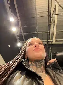 Czat XXX na żywo – KishaMur