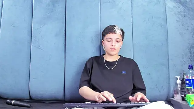 Megan_Thompson_'s Live XXX Chat