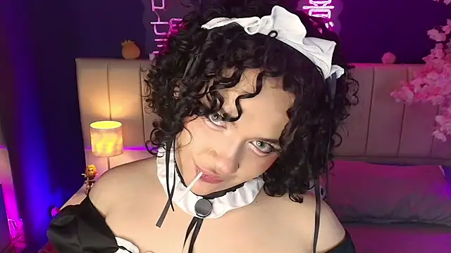 _sarahRoseのライブXXXチャット