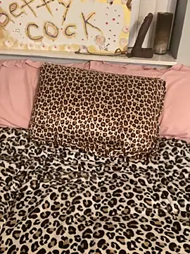 BettyCock: онлайн-секс-чат