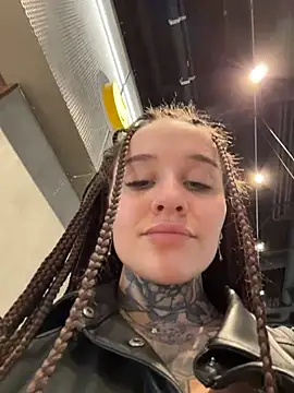 KishaMur Chat XXX live