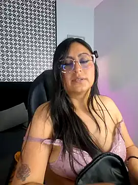 Živý XXX chat Amber_gold_