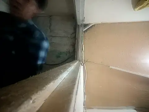 dario593: διαδικτυακό σόου στην κάμερα