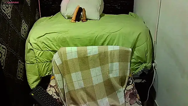 _naughty_milf Live XXX Chat