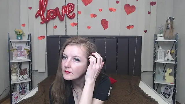 Chat +18 de MeganPirs ao vivo