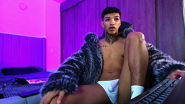 im_Usuga: απευθείας συνομιλία ΧΧΧ