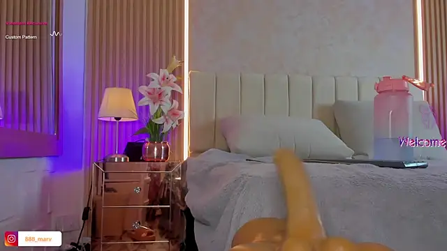 Pertunjukan Kamera Web BILIE_ROUSE1