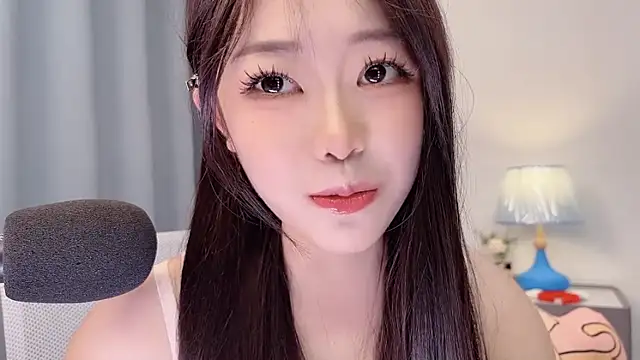 smalldaisy Adlı Modelin Web Kamerası Şovu