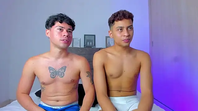 Soft_Temptationxx's Webcam Show