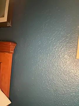 Stressreliever82: διαδικτυακό σόου στην κάμερα