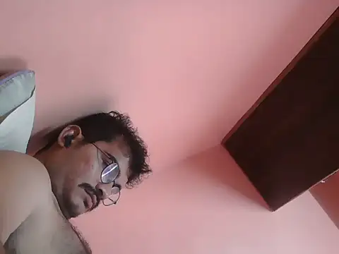 naughtymike0007 Pertunjukan Webcam