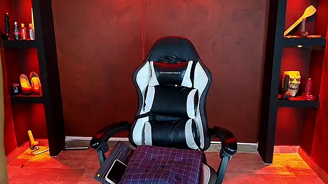 MrEbonybdsm: онлайн-секс-чат