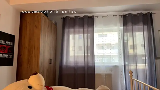 Pokazy przed kamerką – ScarlettSmithX