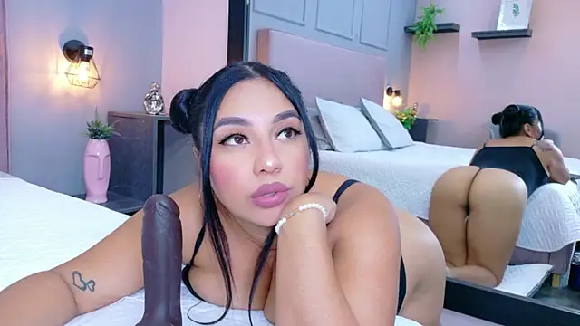 โชว์เว็บแคมของ Ariana_Mold