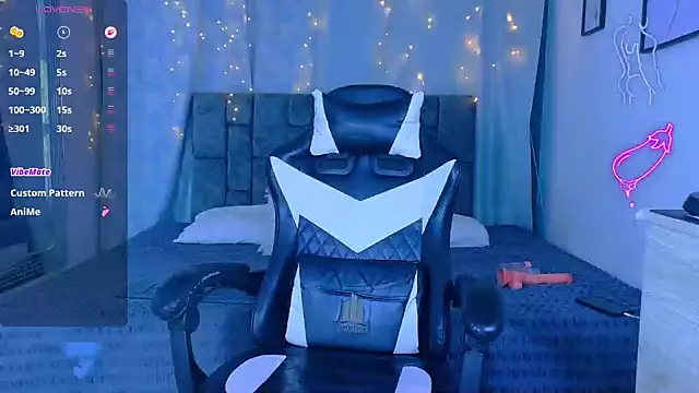 Pertunjukan Kamera Web NicolasTorrez