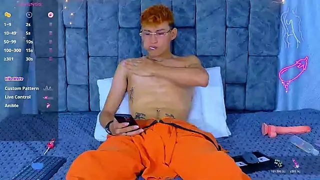 NicolasTorrez's Live XXX Chat