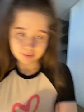 عرض كام HornyGirlH