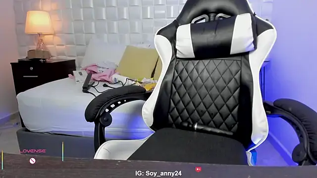 แชท XXX สดของ anny_rouse24