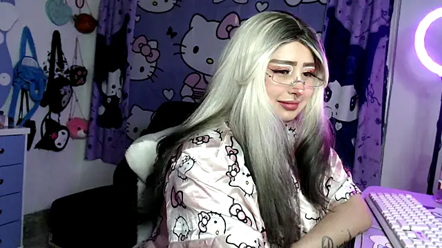 lussyevans24 Chat XXX in diretta