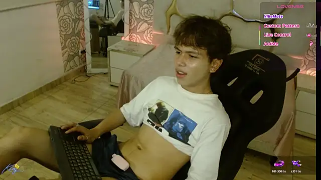 Elian_tayのウェブカメラショー